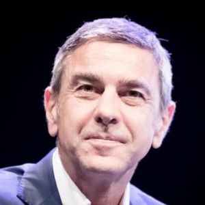 科斯塔库塔：安切洛蒂是历史最佳教练；莱奥踢球更像在表演