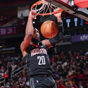 世界杯官方直播平台-防死了雷霆后场核心？但火箭后场大闸在进攻端的问题也太明显了？